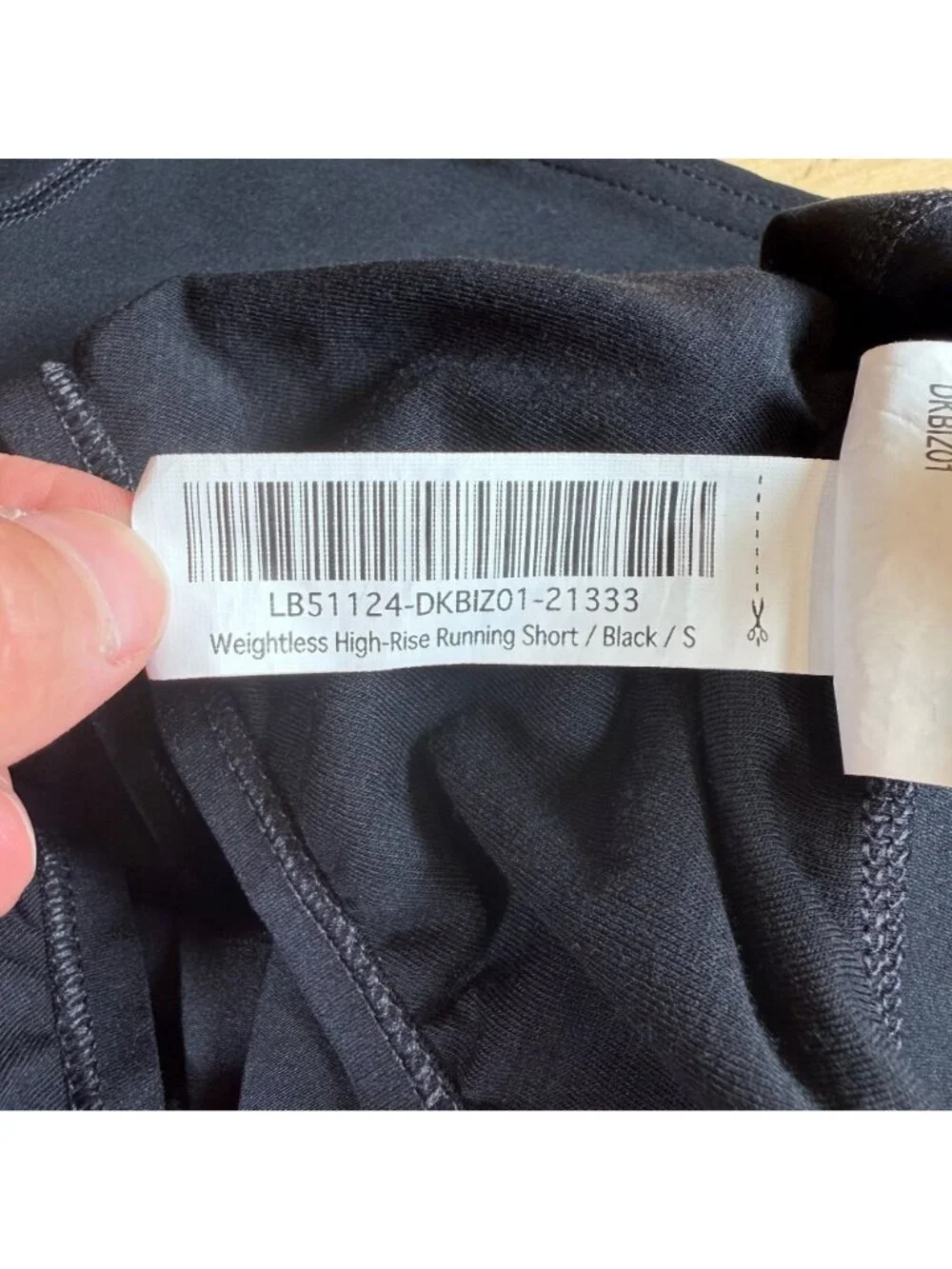 Quince Weightless High-Rise Running Shorts Black Size Small NWOT